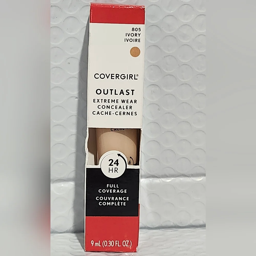 💋5/$25 COVERGIRL Outlast Extreme Wear Concealer - 805 Ivory